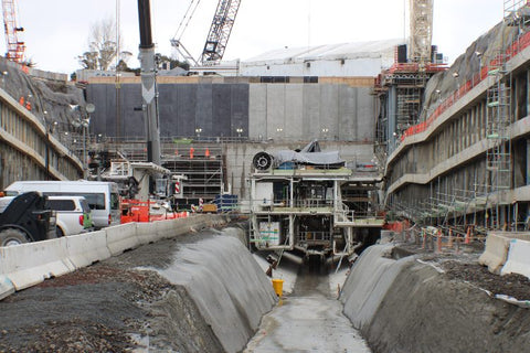 The boring machine Alice under the opening roof